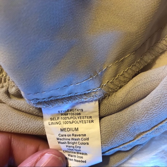 C’est toi pretty short sleeved top medium - Picture 3 of 4